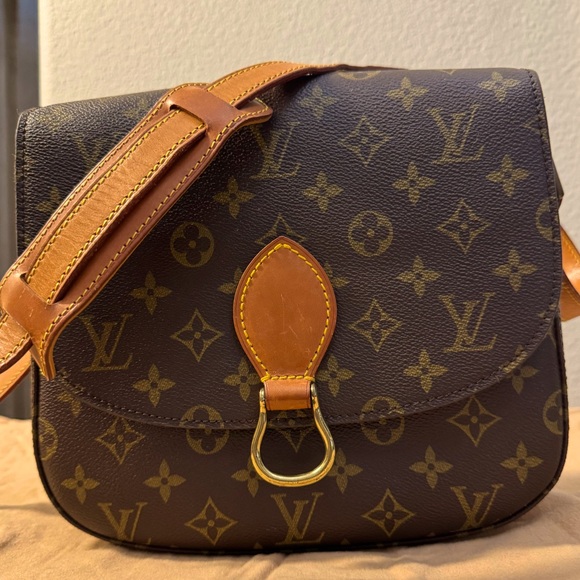 Louis Vuitton Handbags - Vintage Louis Vuitton monogram Saint Cloud GM 
With Certificate of Authenticity